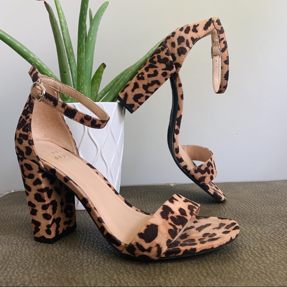 Cheetah Block heel strappy sandals